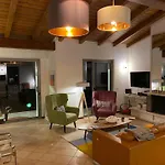 Rondine - Mit Beheiztem Pool Villa